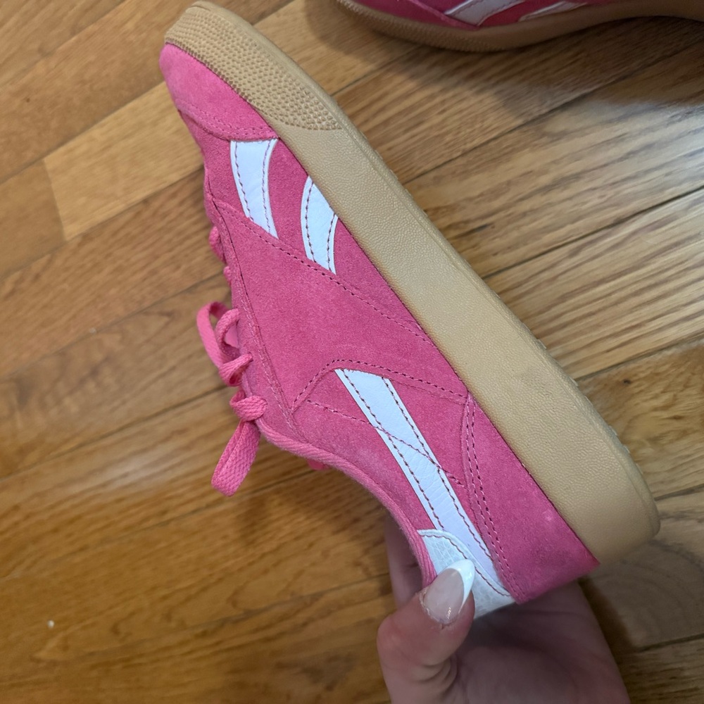 Reebok WomensPink Sneakers - Picture 3 of 11